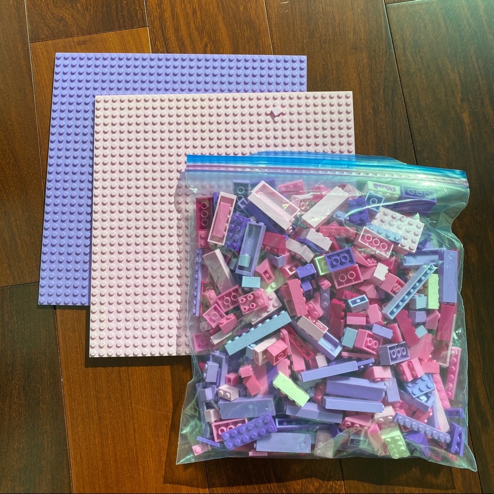 👑 pink/purple LEGOs 💎